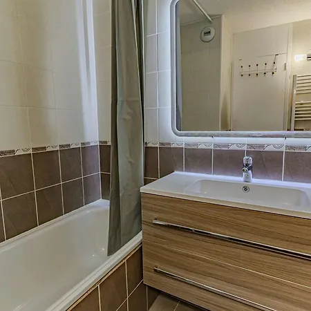 Cosy Vue Montagne - 4 Pers. - Fr-1-885-11 La Plagne